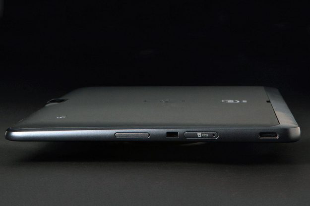 Dell Venue Pro 11 right side
