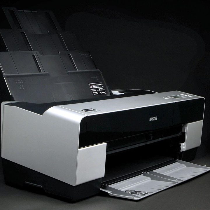 Epson Stylus Pro 3880 front angle