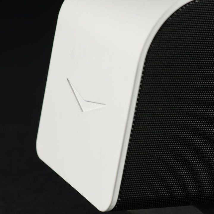 Klipsch KMC-1 speaker side detail