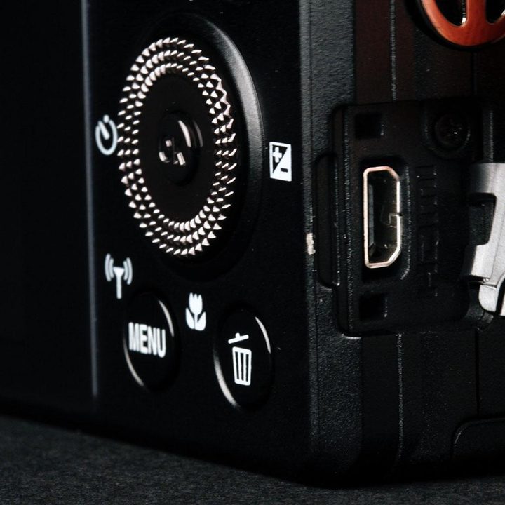 NIKON S9700 usb