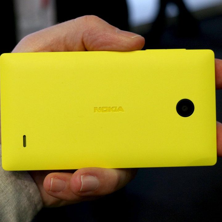 Nokia X Series yellow back landscape