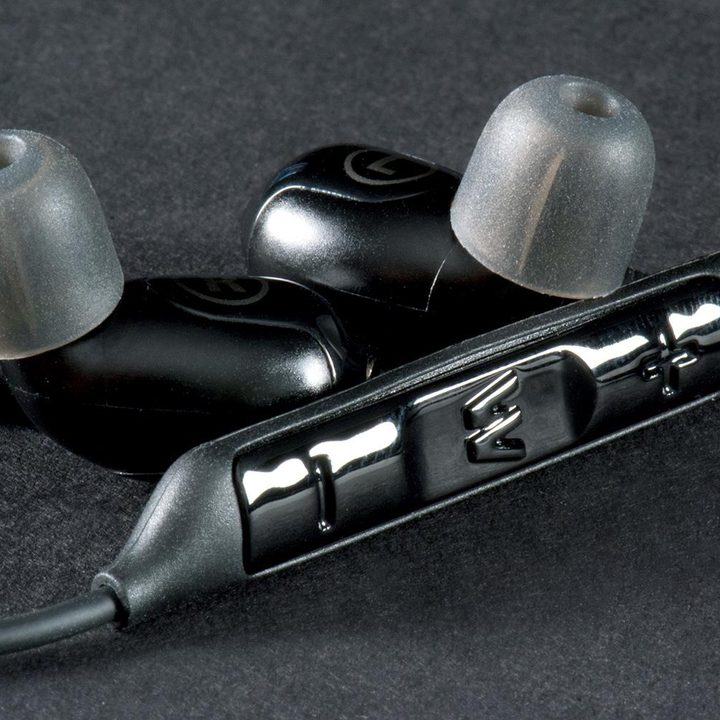 Westone W40 controls