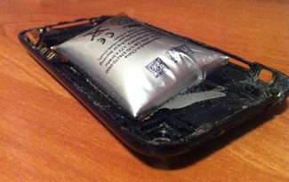 iphone-3gs-battery-balloon