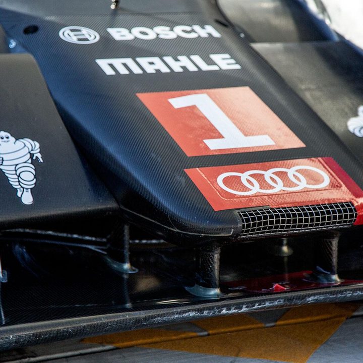 2014 Audi R18 e_tron quatro engine macro