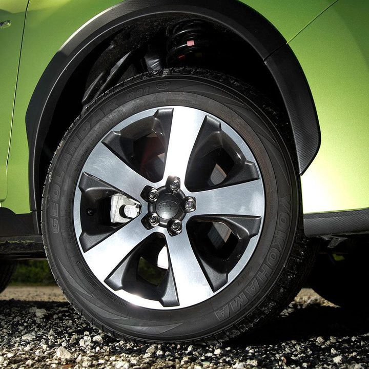 2014 Subaru XV Crosstek Hybrid tire
