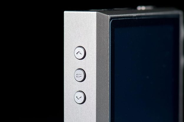 Astell & Kern AK240 volume control