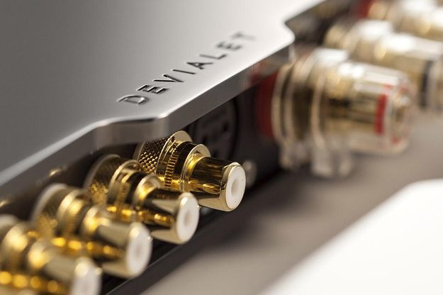 Devialet240 rear connectors