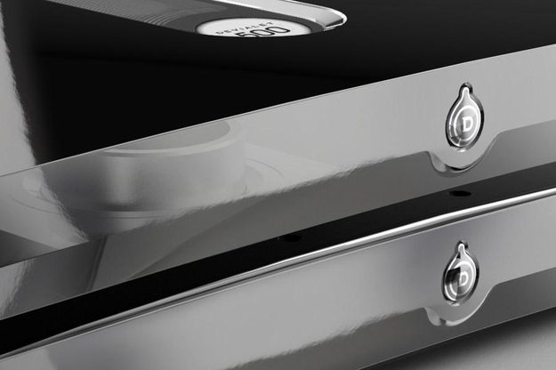 Devialet 500 Remote hi Closeup
