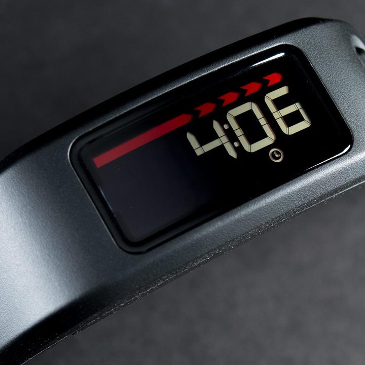 Garmin-Vivo-push-displayTIME