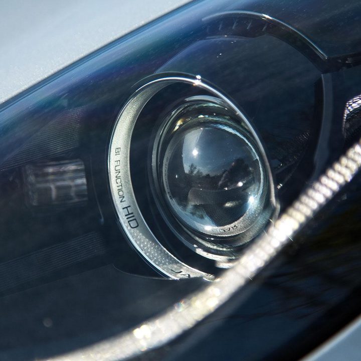 Jaguar F-TYPE Coupe headlight