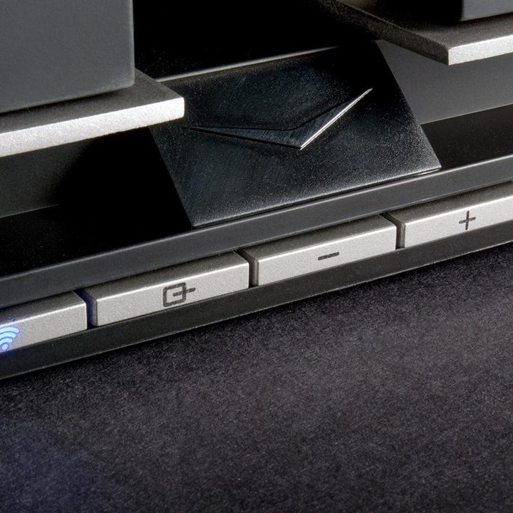 Klipsch Stadium review wireless speaker controls
