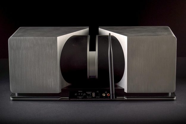 Klipsch Stadium review wireless speaker rear