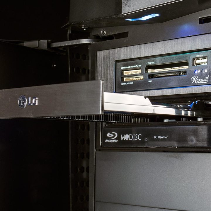 Origin Genesis gaming desktop review front face card reader rom