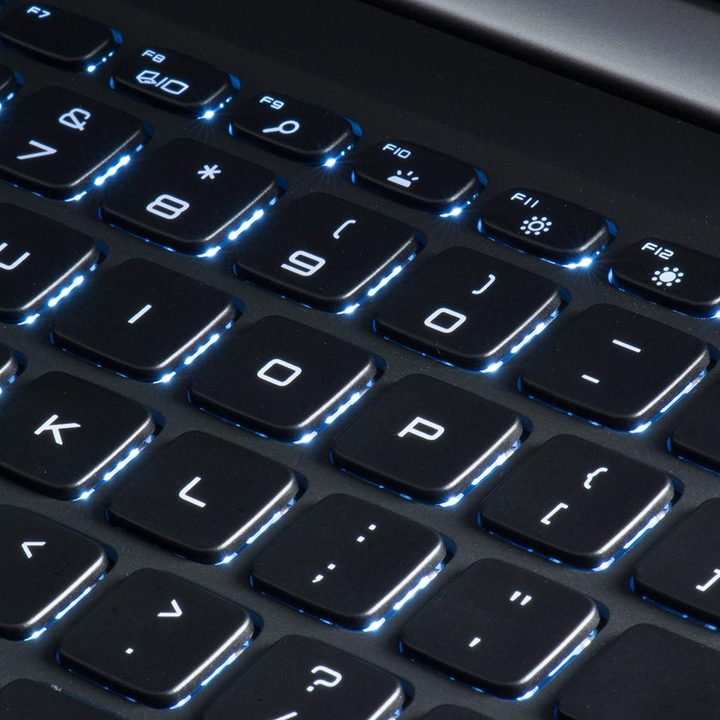 Dell XPS 15 review keyboard macro