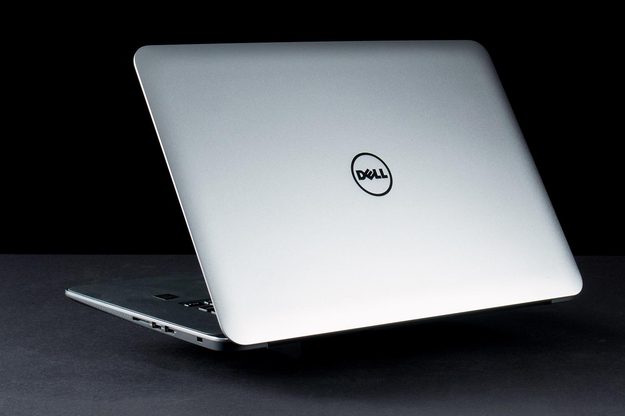 Dell XPS 15 review lid rear