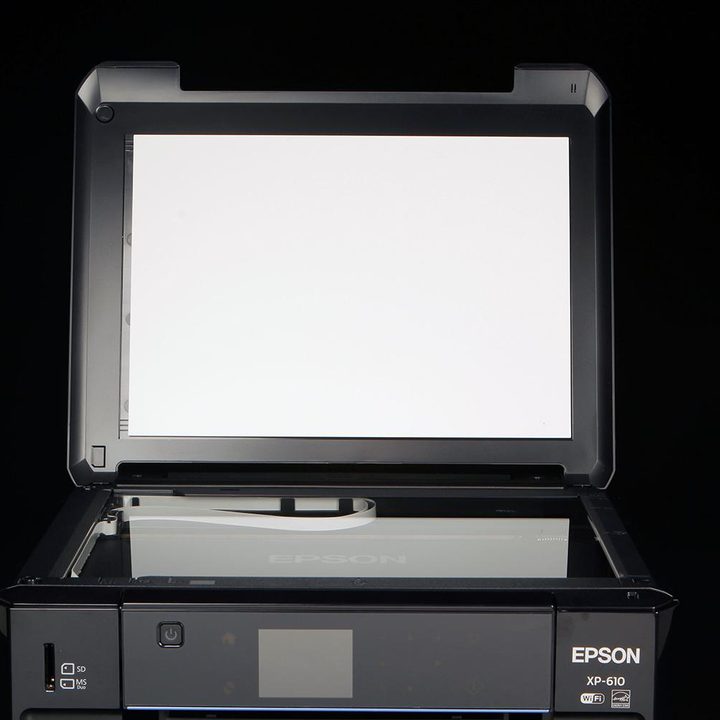 EPSON XP 610 scanner bed full