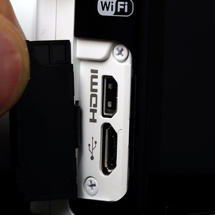 Nikon 1 J4