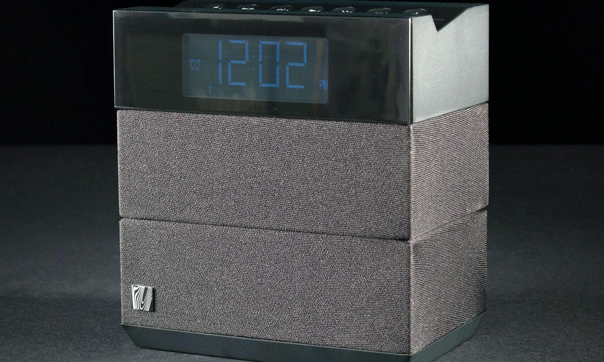 Soundfreaq SoundRise front side angle