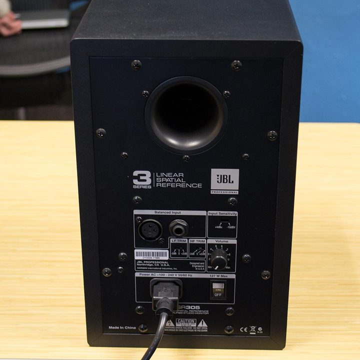 jbls new wave guide technology follows like smart bomb jbl monitor speakers 3