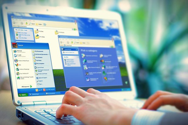 windows-xp-laptop-2