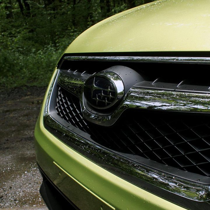 2014 Subaru XV Crosstrek Hybrid front grill