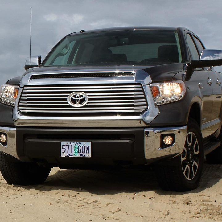 2014 toyota tundra review front angle 2