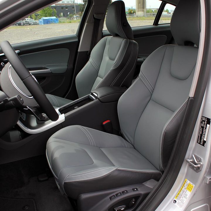 2015 Volvo S60 T6 Drive E interior front