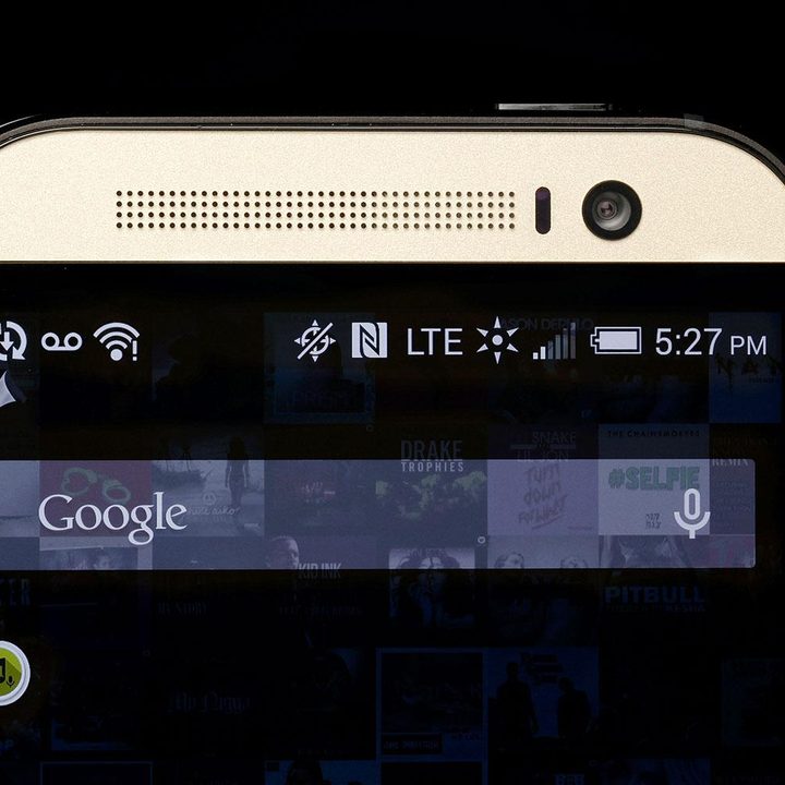 HTC One M8 Harman Kardon edition top screen