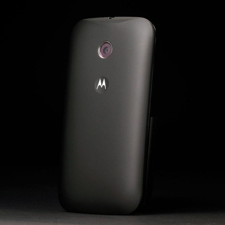 Motorola Moto E back angle