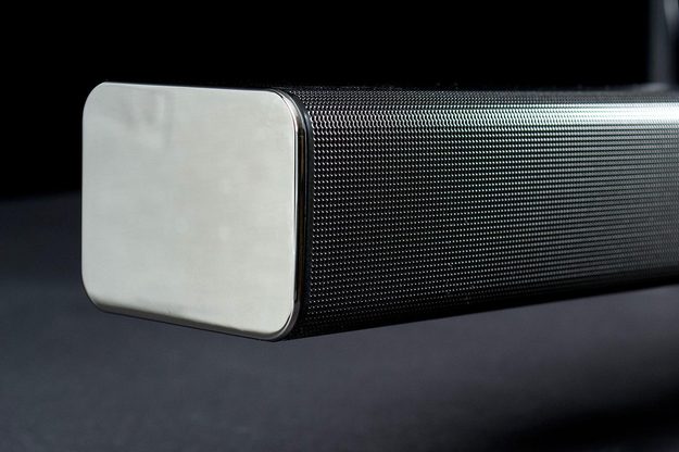 Samsung HW-H550 soundbar system end cap