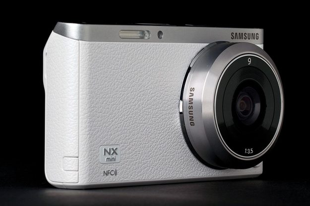 Samsung NX Mini front angle