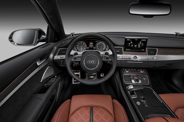 2015 Audi S8