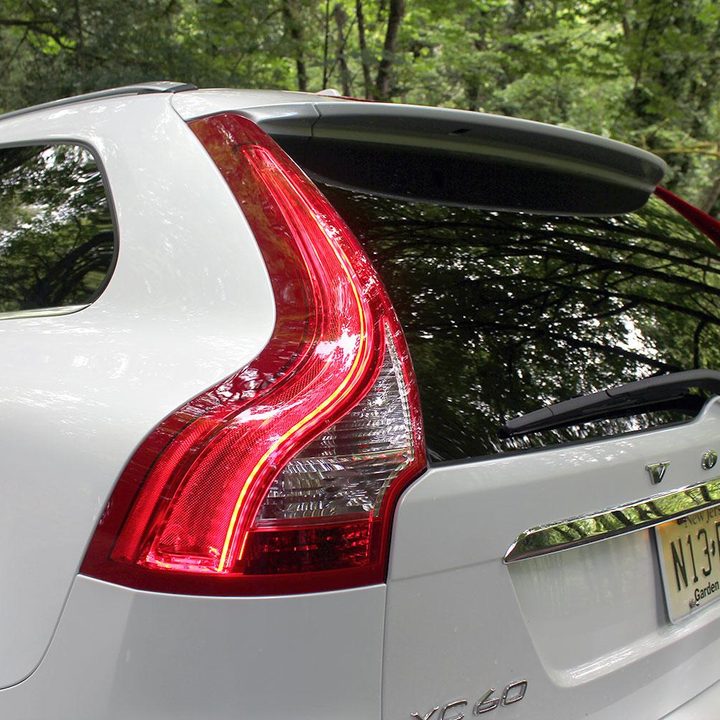 2015 Volvo XC60 tailight