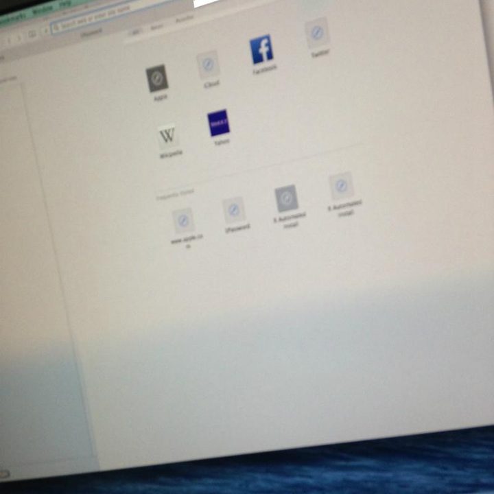 four alleged images of mac os x 10 leak prior to wwdc 2014 1010 safari