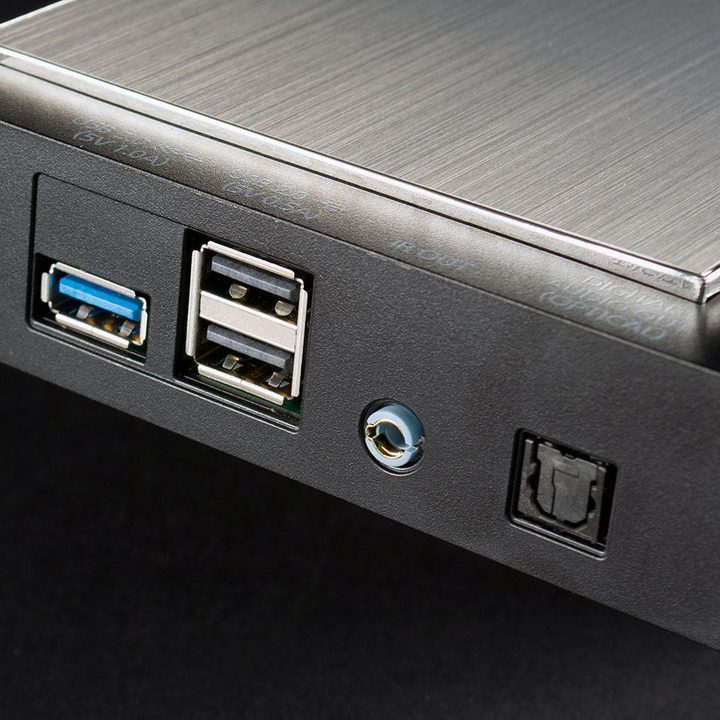 Samsung UN65HU9000FXZA box jacks