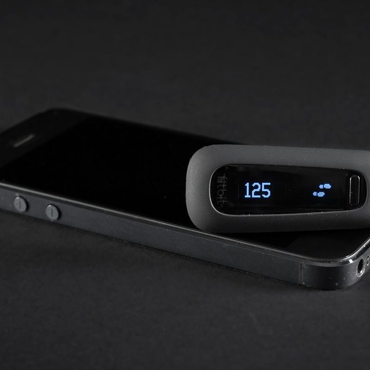 Fitbit One review fitness iPhone