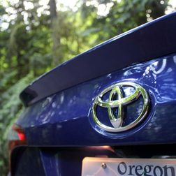 2014 Toyota Corolla S back logo