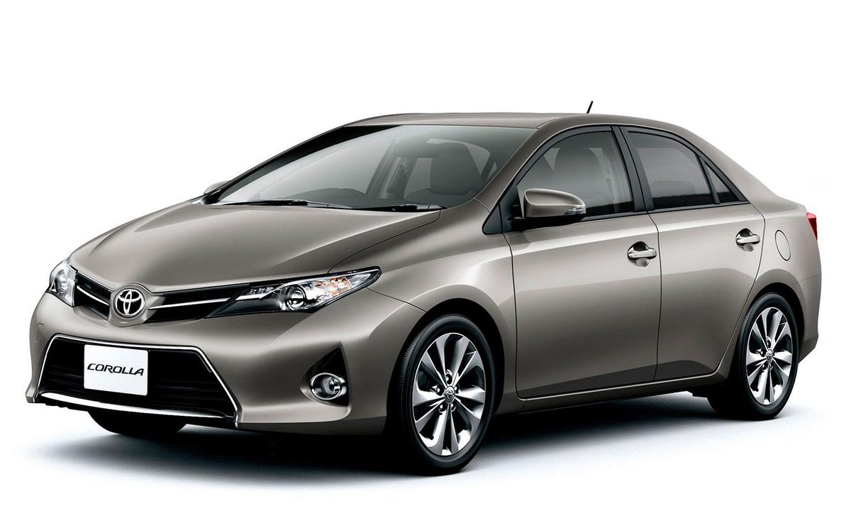 2014 toyota corolla s review press image