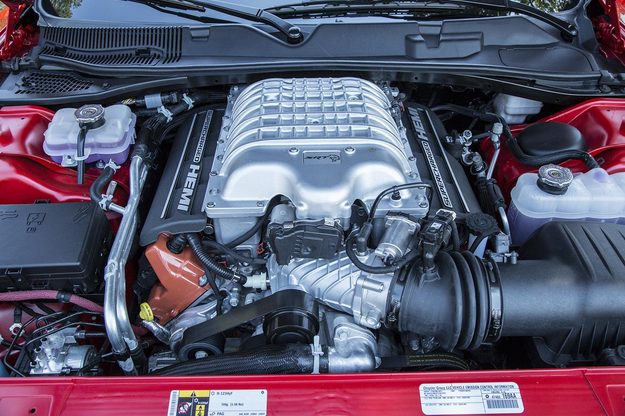 2015 Dodge Challenger Hellcat engine full