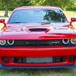 2015 Dodge Challenger Hellcat front