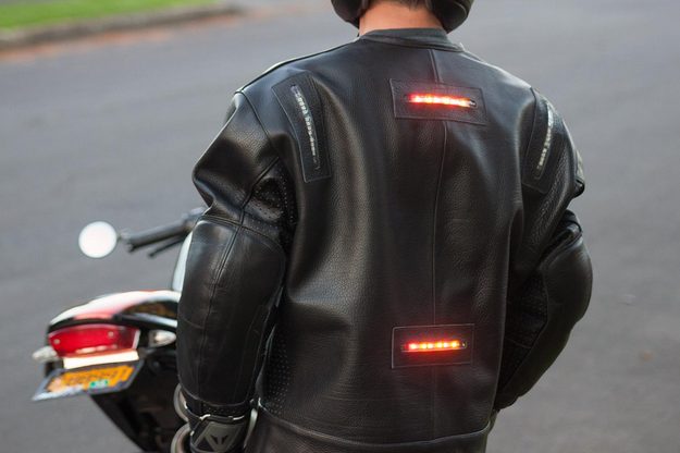 Impulse Jacket brake signal