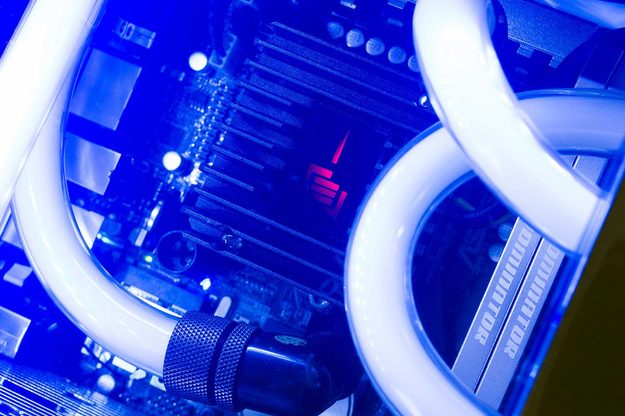 Maingear Torq
