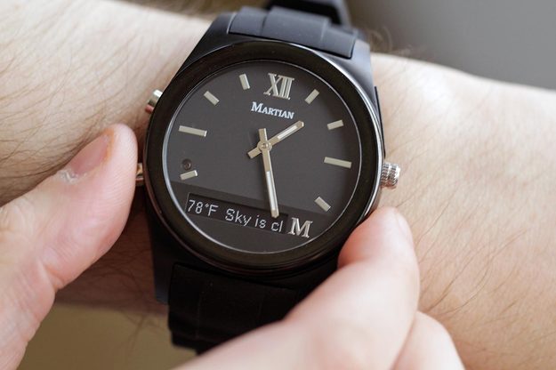Martian Notifier Watch review full color 1