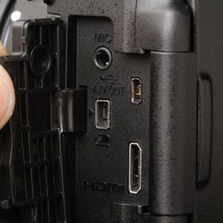 Nikon D5300 ports