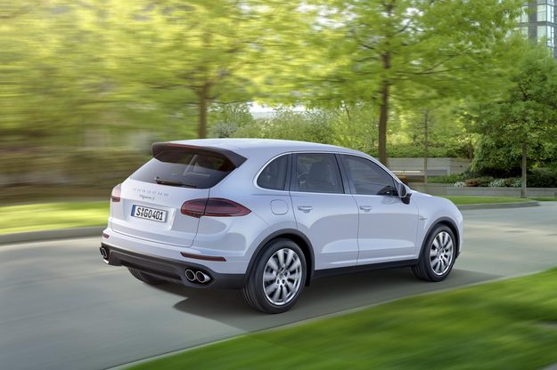 2015 Porsche Cayenne S E-Hybrid