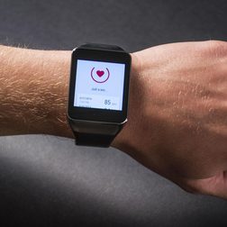 Samsung SM R382 heart monitor 2