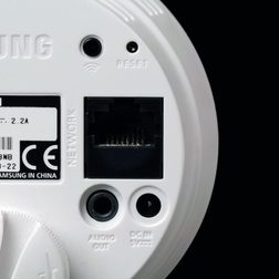 Samsung SmartCam HD Pro back port