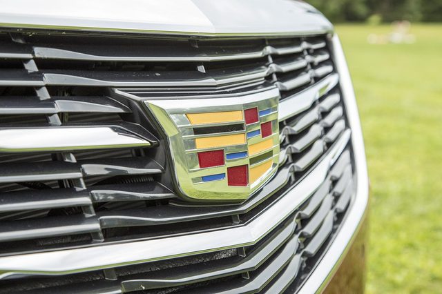 2015 Cadillac ATS Coupe front grill