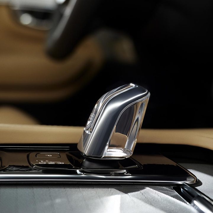 2015 Volvo XC90 gearstick
