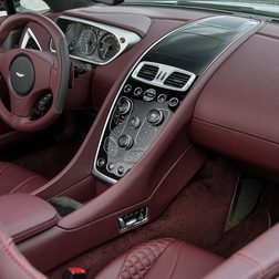 Aston Martin Vanquish Volante